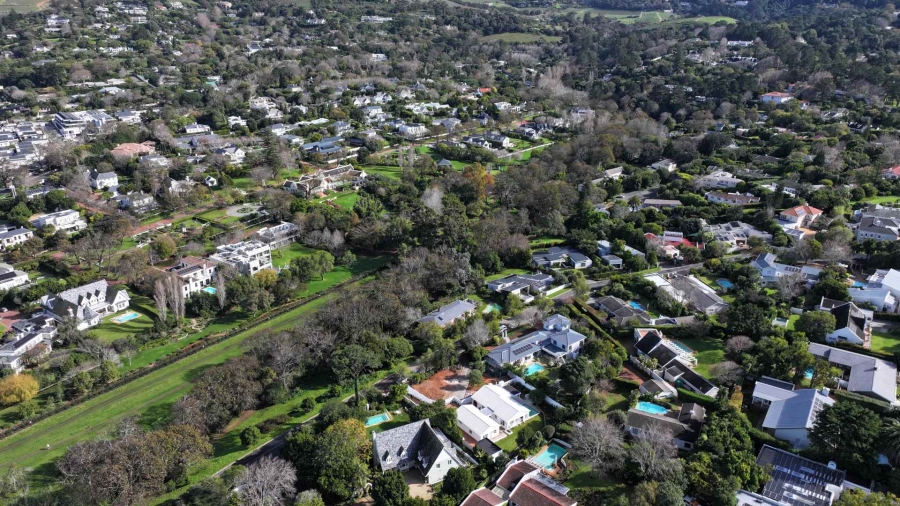 5 Bedroom Property for Sale in Constantia Western Cape